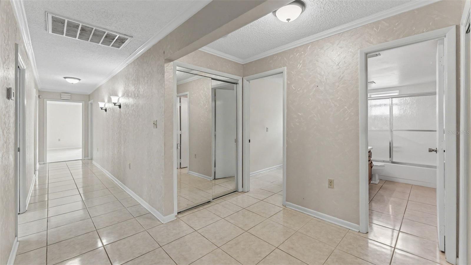 450 NIGHTHAWK DRIVE, Lakeland, FL 33813