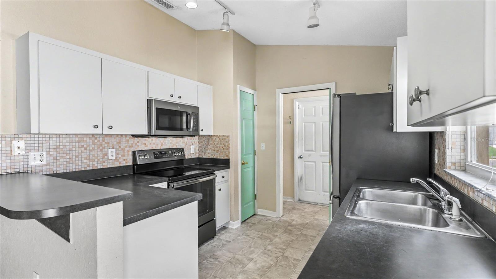 1793 GREY FOX DRIVE, Lakeland, FL 33810