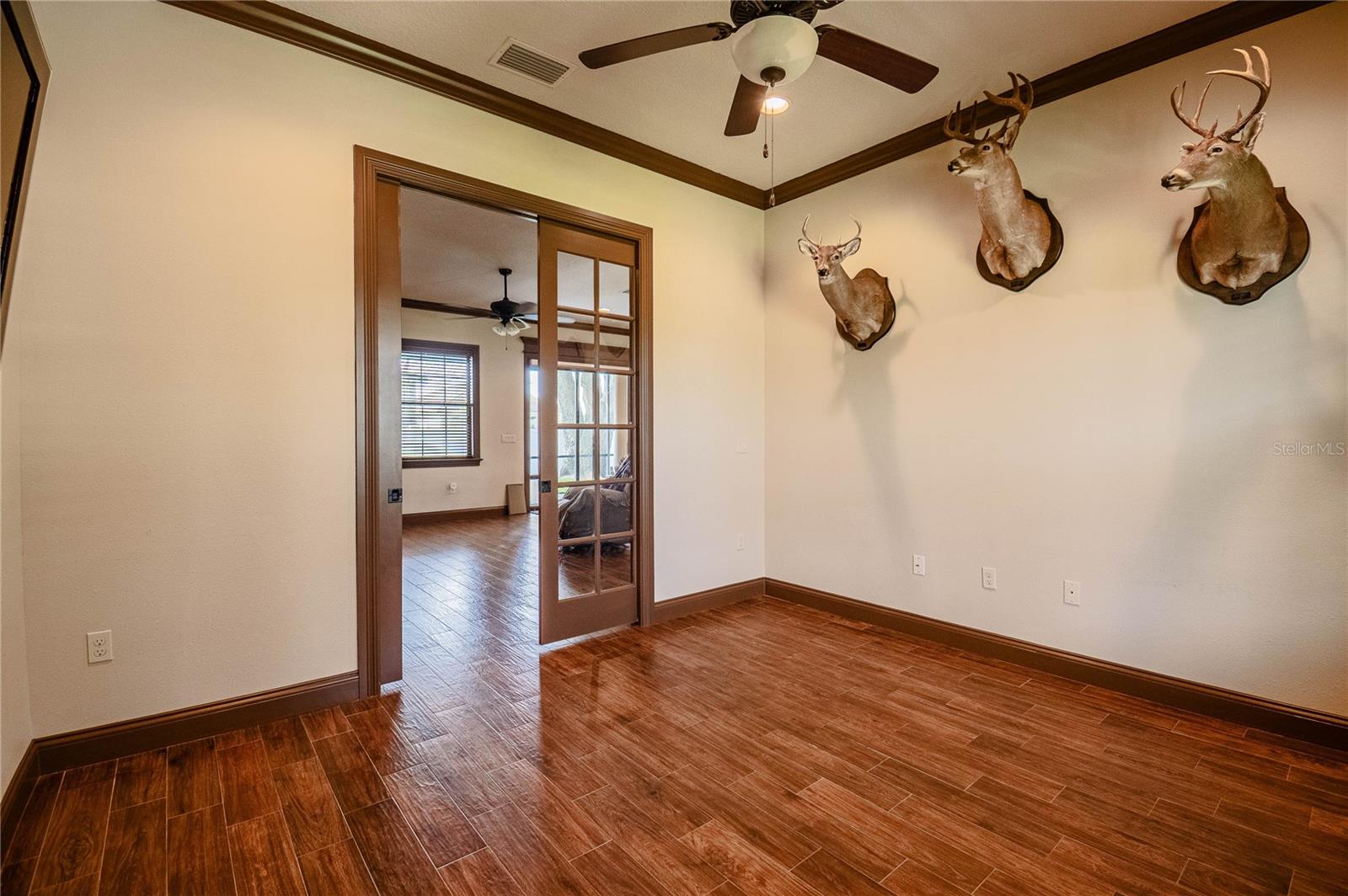 Office w/pocket doors