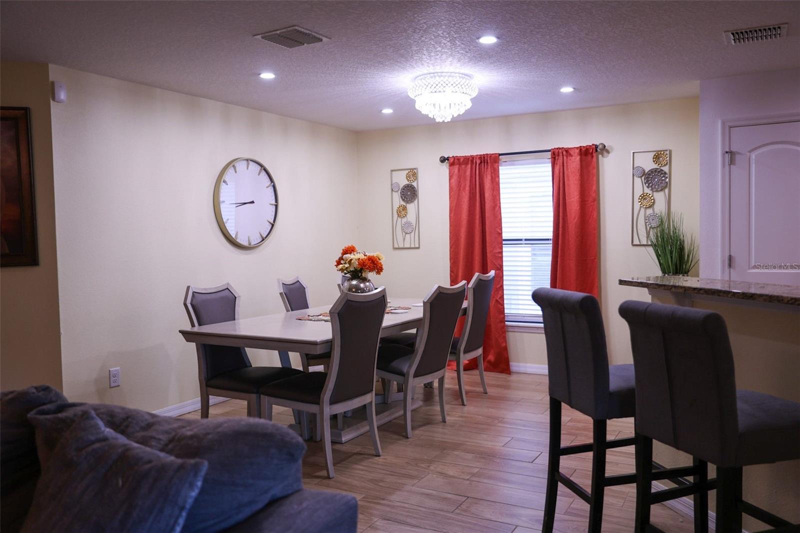2113 GENEVA DRIVE, Lakeland, FL 33805 2113 GENEVA DRIVE, Lakeland, FL 33805