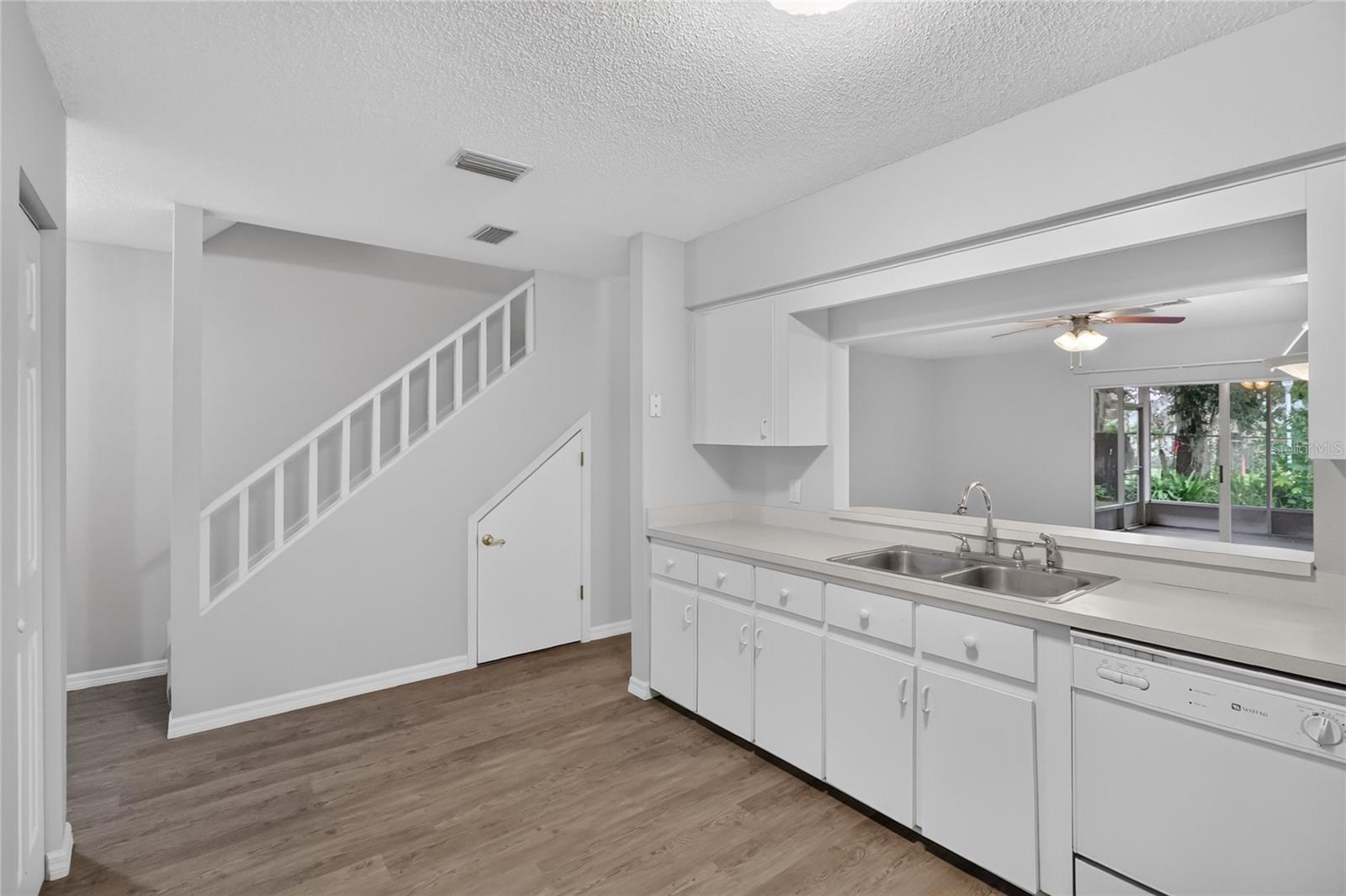 2352 ISLE ROYALE COURT SE, Winter Haven, FL 33880