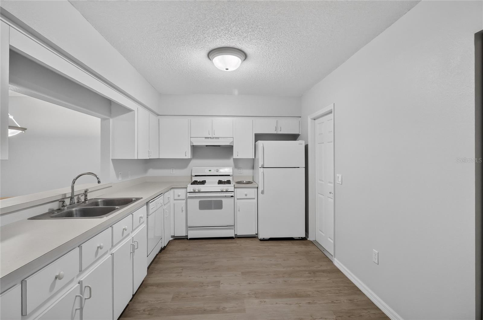 2352 ISLE ROYALE COURT SE, Winter Haven, FL 33880