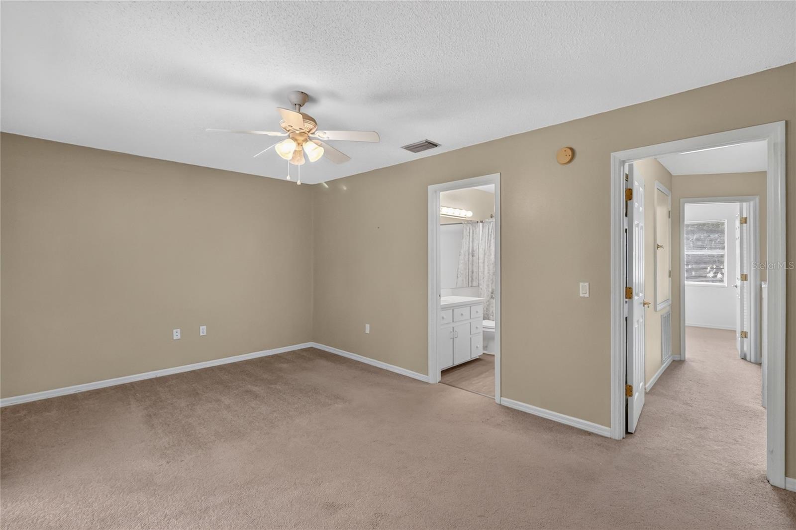 2352 ISLE ROYALE COURT SE, Winter Haven, FL 33880