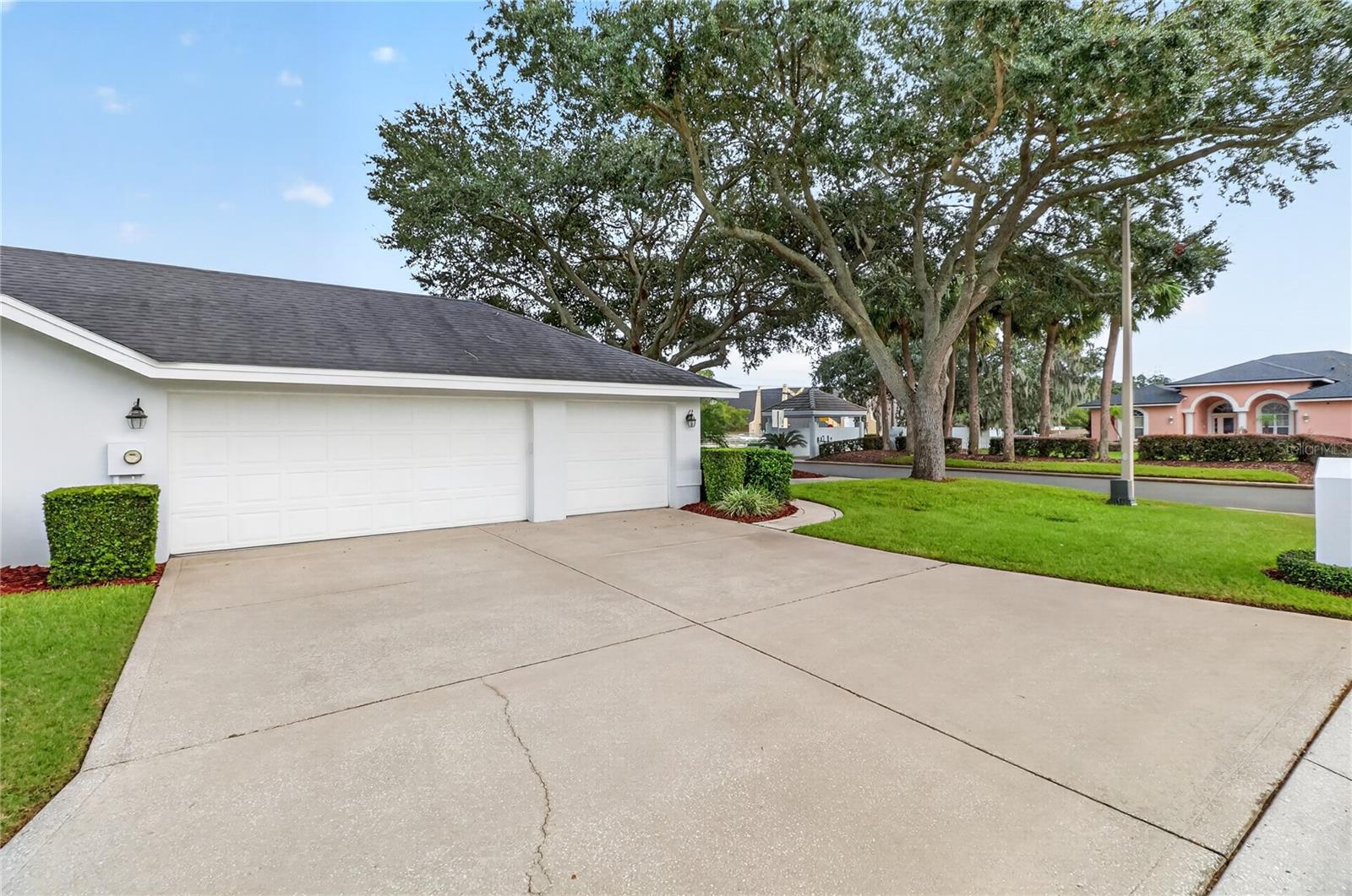 3 Car Garage