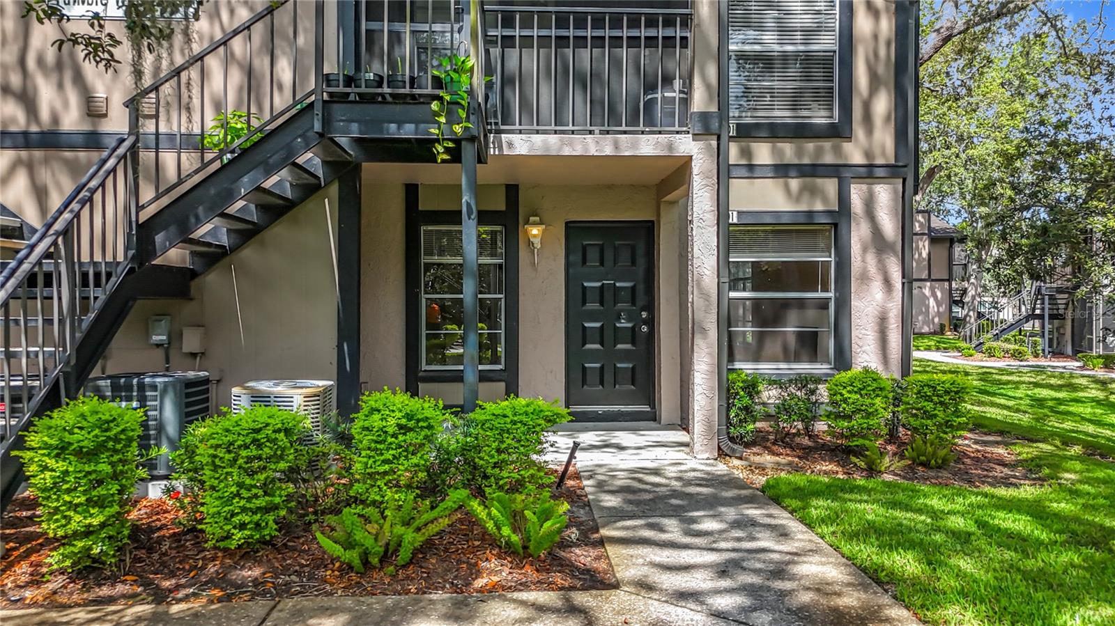 Entry way