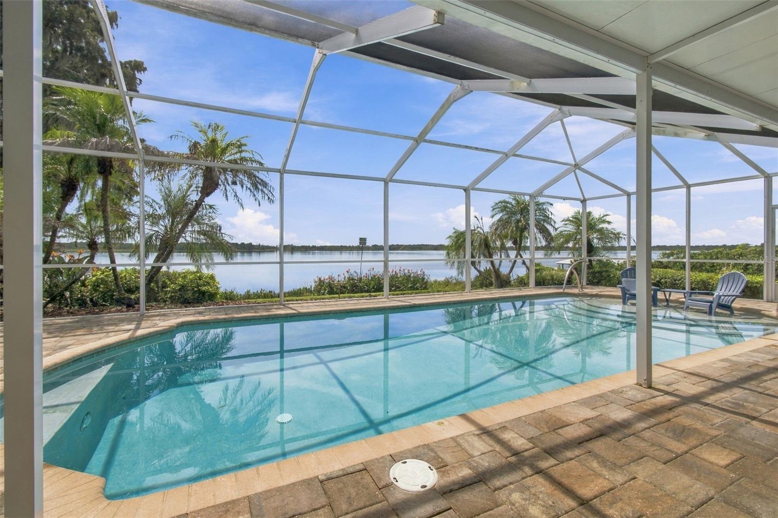 Screen enclosed pool/lanai Screen enclosed pool/lanai