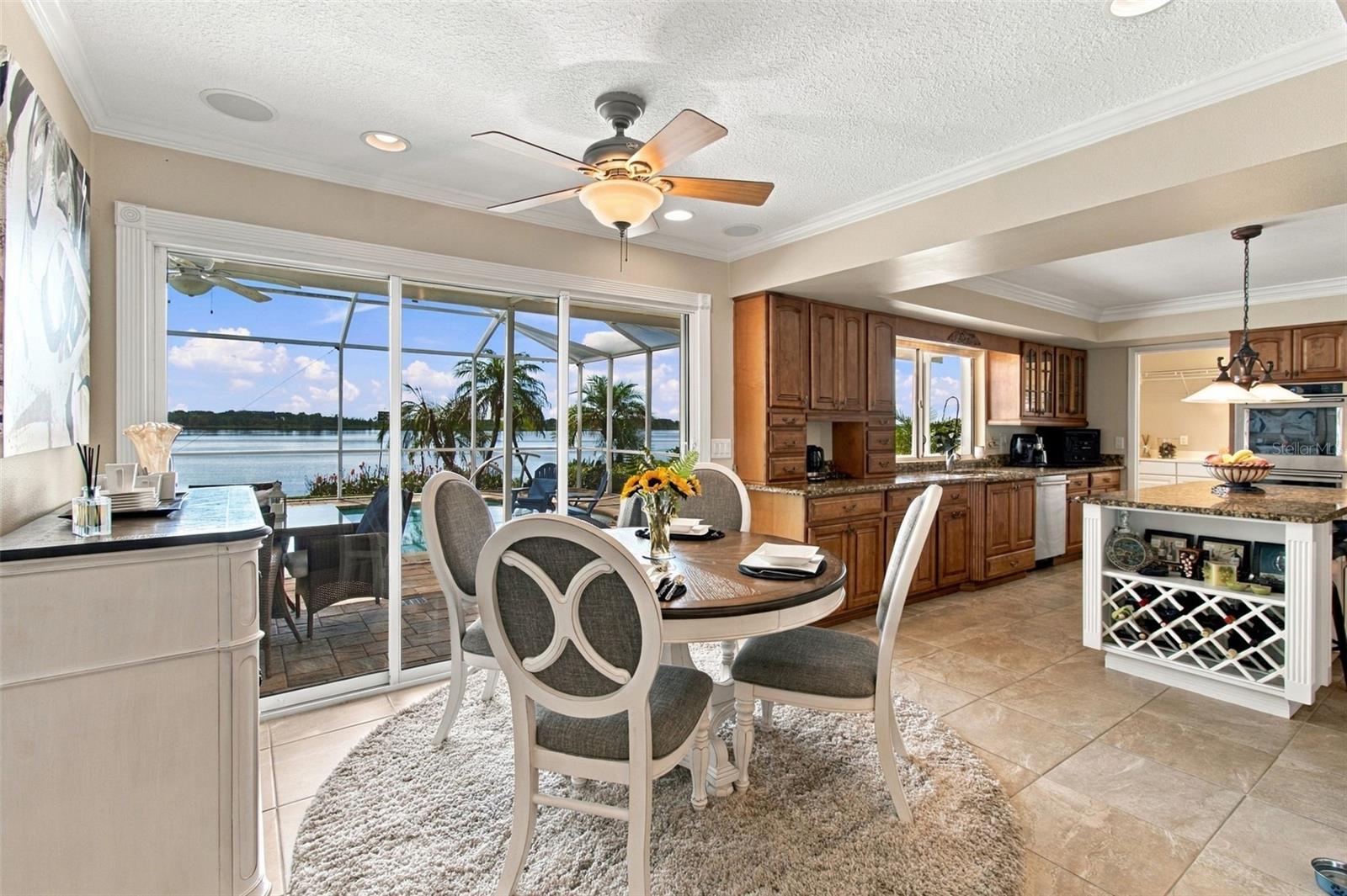 Lakeview dinette Lakeview dinette