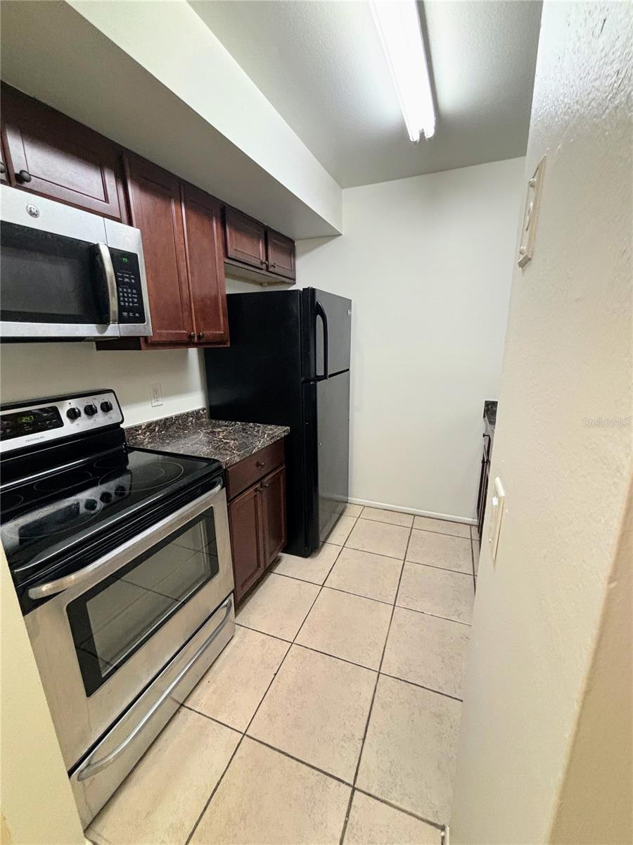 Kitchen Left