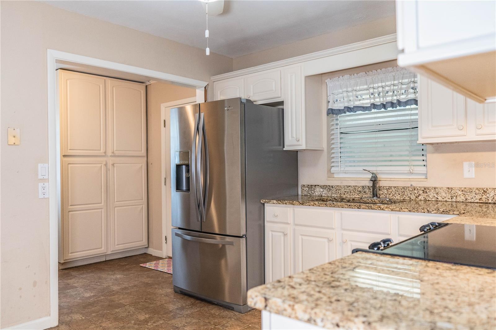 Kitchen to laundry/garage