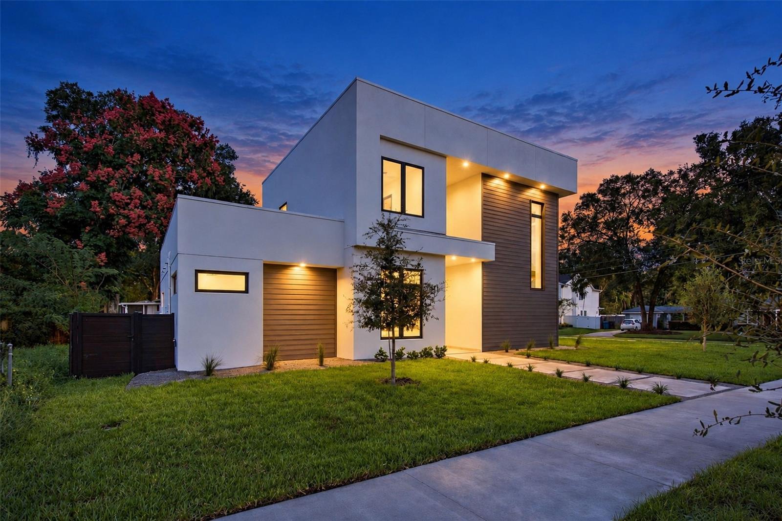 541 BUCKMINSTER CIRCLE, Orlando, FL 32803
