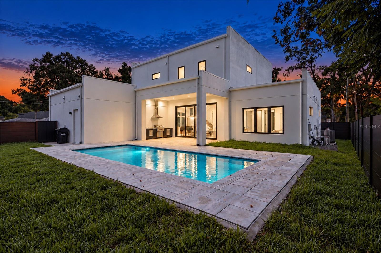 541 BUCKMINSTER CIRCLE, Orlando, FL 32803