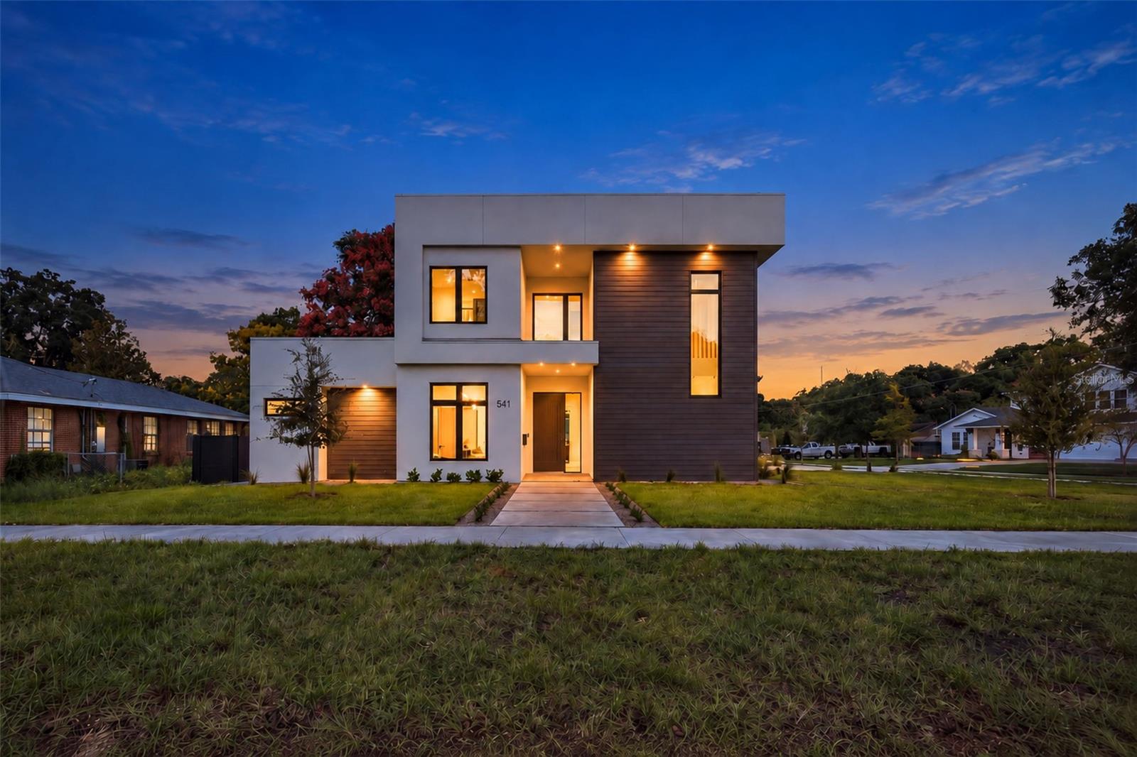 541 BUCKMINSTER CIRCLE, Orlando, FL 32803