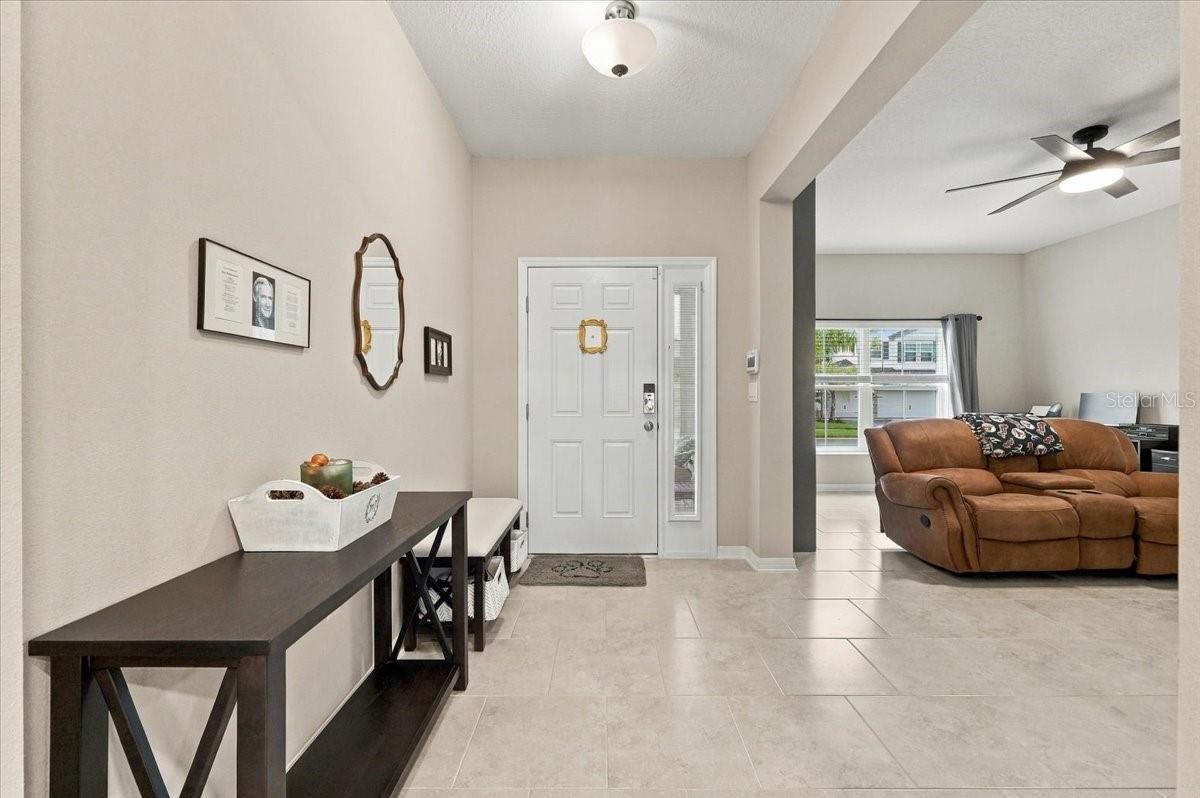 4885 FOXGLOVE CIRCLE, Lakeland, FL 33811 4885 FOXGLOVE CIRCLE, Lakeland, FL 33811