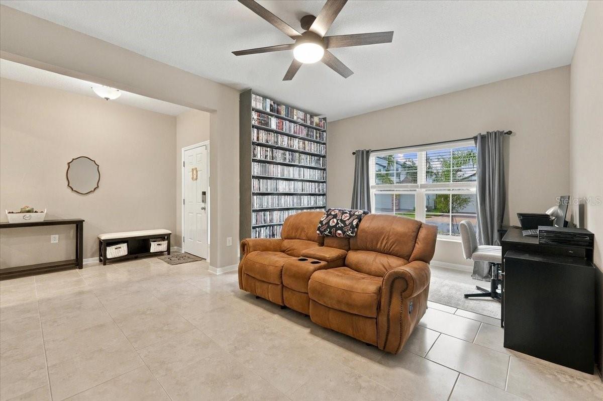 4885 FOXGLOVE CIRCLE, Lakeland, FL 33811