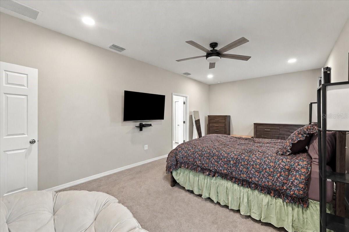 4885 FOXGLOVE CIRCLE, Lakeland, FL 33811