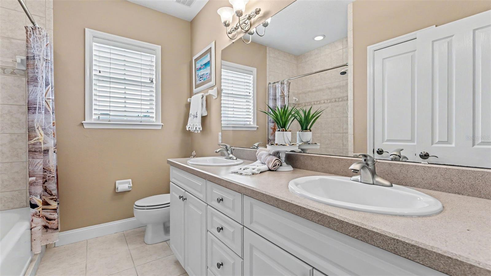 5238 HIGHLANDS LAKEVIEW LOOP, Lakeland, FL 33812