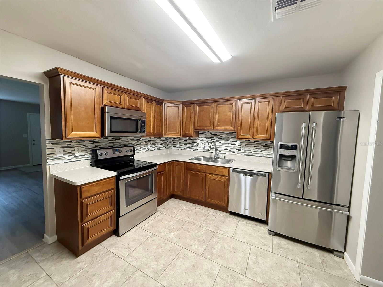 1617 MOCKINGBIRD LANE, Lakeland, FL 33801