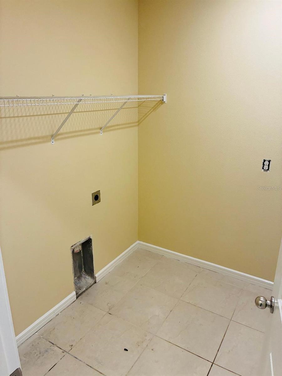3841 INDIAN RIVER COURT, Lakeland, FL 33811