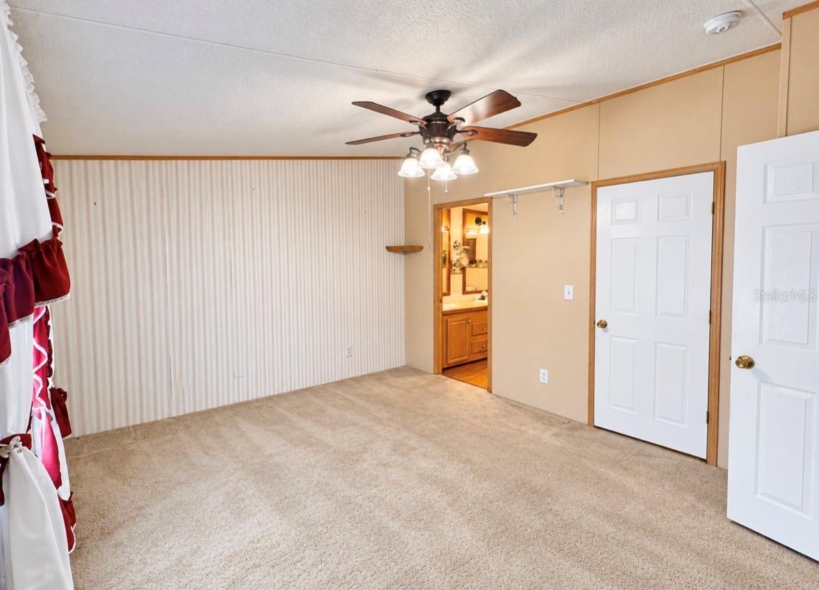 8335 MITCHALL DRIVE, Lakeland, FL 33809