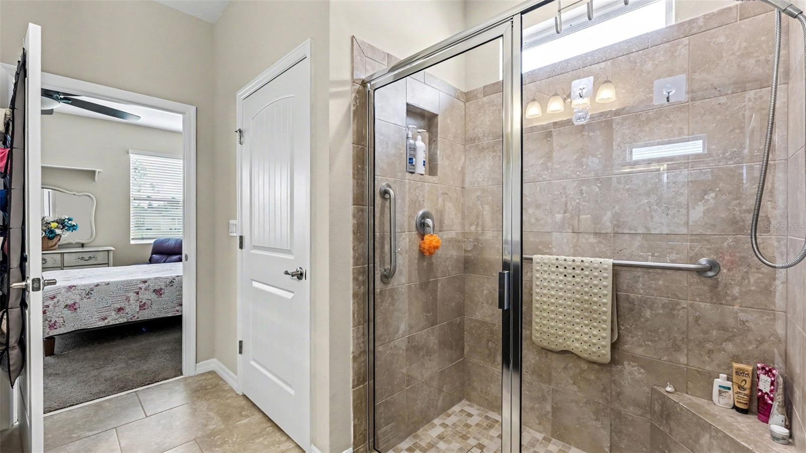 2595 CANYON CREST DRIVE, Lakeland, FL 33811