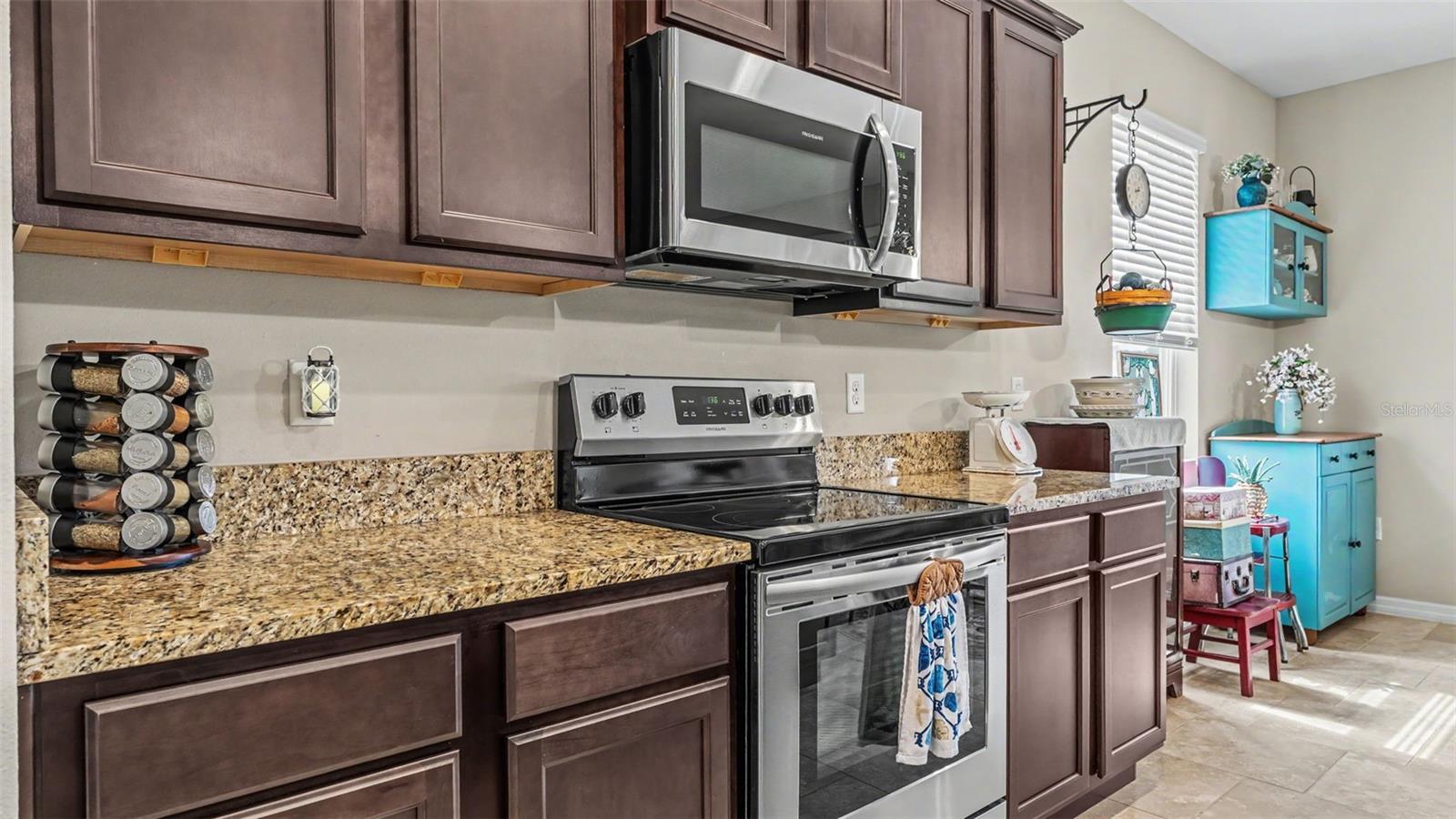 2595 CANYON CREST DRIVE, Lakeland, FL 33811
