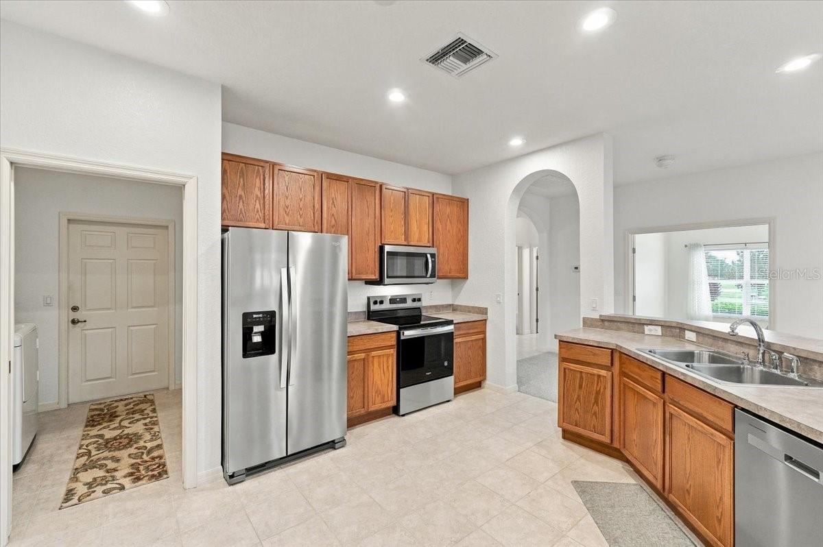 453 NOLANE LANE, Polk City, FL 33868