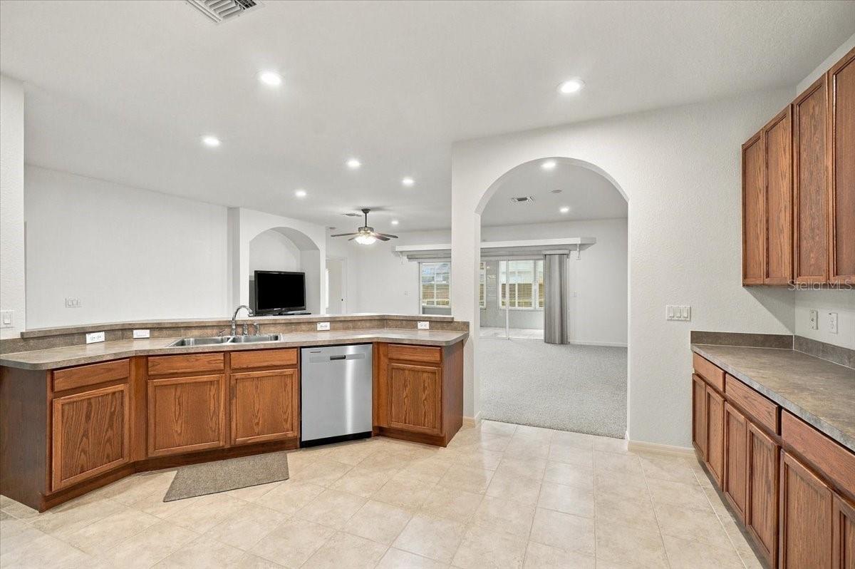 453 NOLANE LANE, Polk City, FL 33868