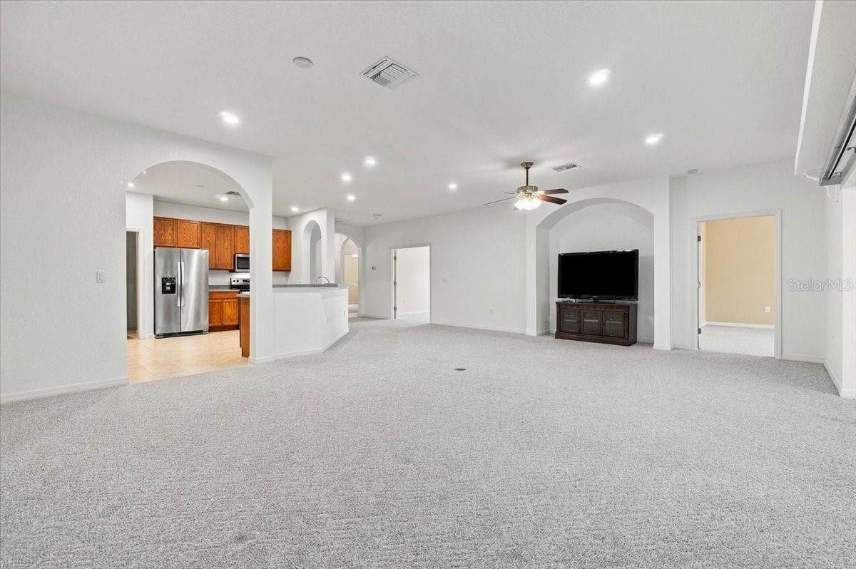 453 NOLANE LANE, Polk City, FL 33868