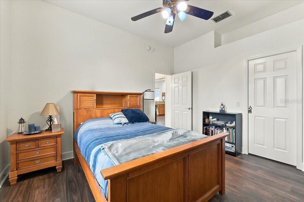5599 SUMMERLAND HILLS DRIVE, Lakeland, FL 33812