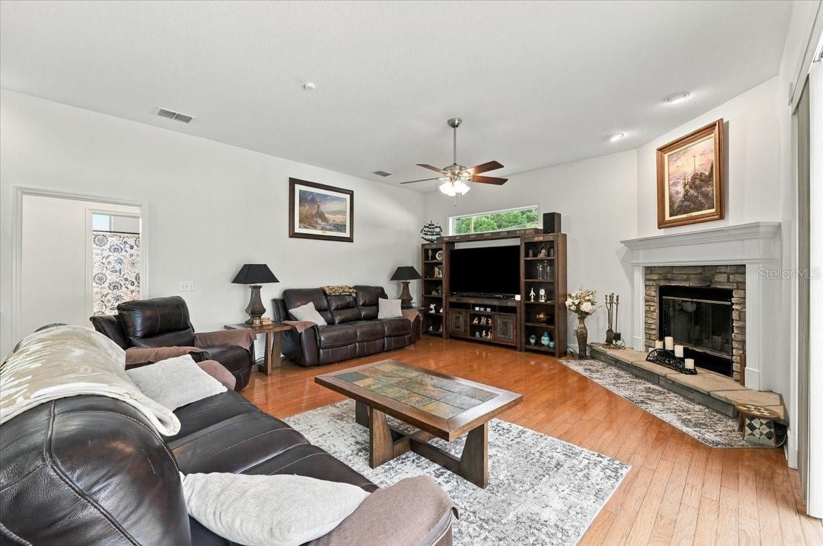 5599 SUMMERLAND HILLS DRIVE, Lakeland, FL 33812