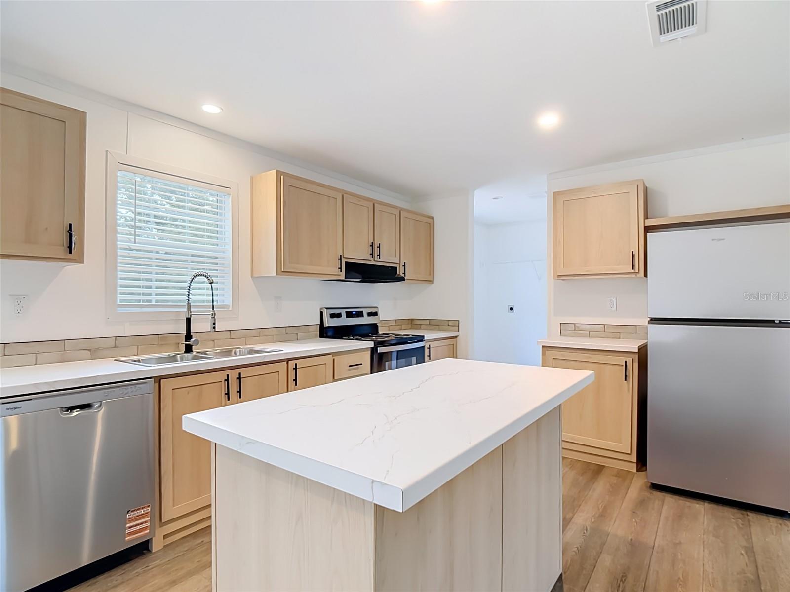 9717 MOORE ROAD, Lakeland, FL 33809 9717 MOORE ROAD, Lakeland, FL 33809