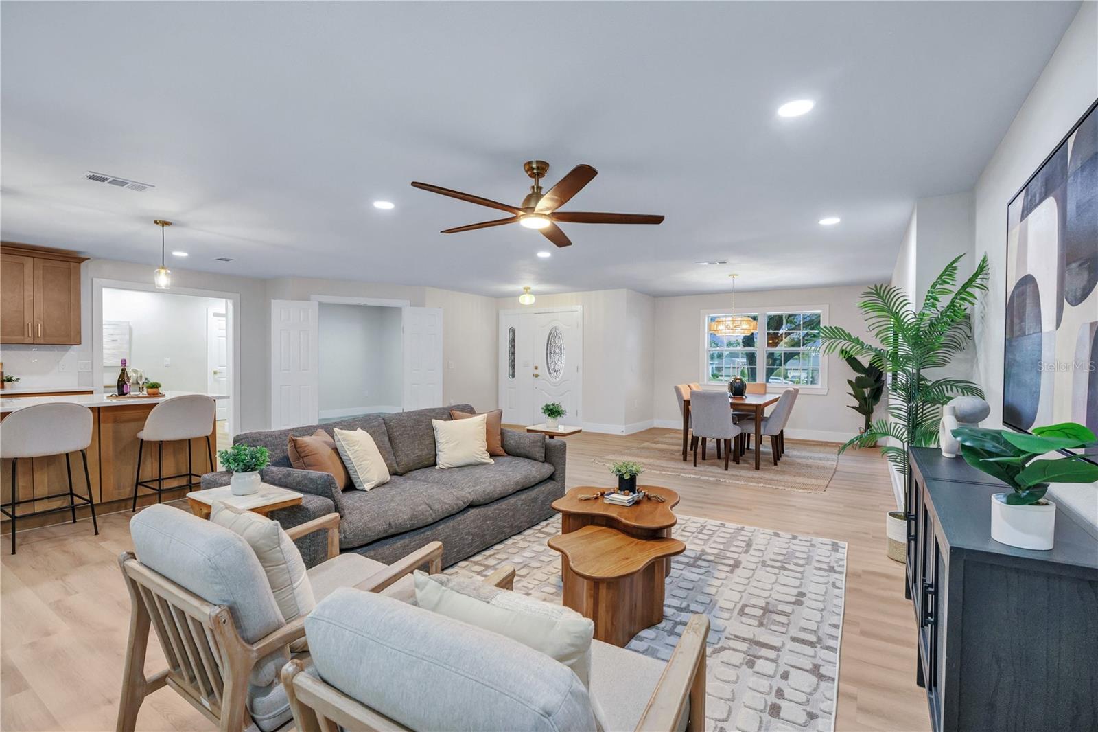 2637 GRACE MANOR, Lakeland, FL 33812