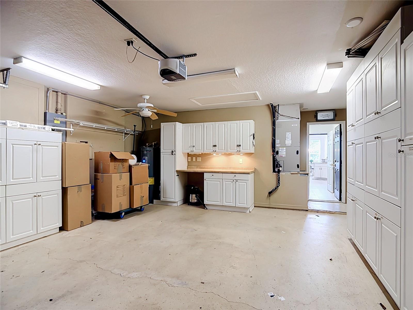 garage 1