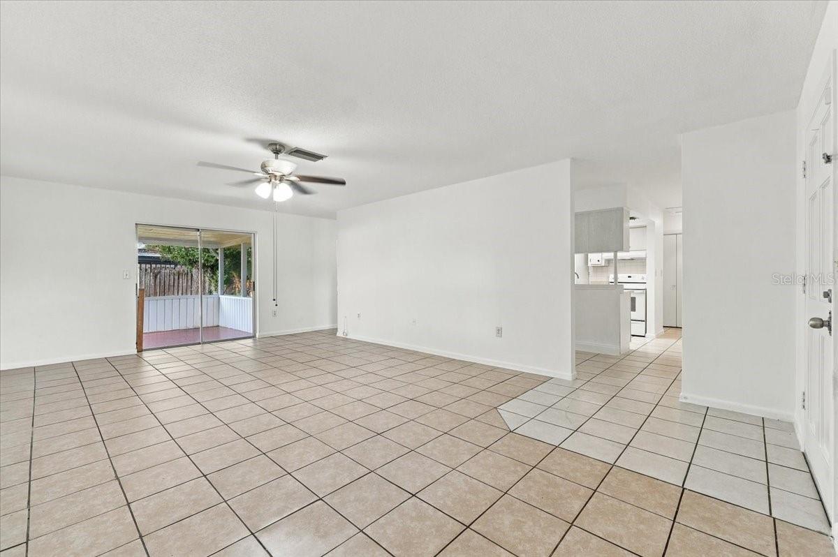 422 DUCHESS DRIVE, Lakeland, FL 33803 422 DUCHESS DRIVE, Lakeland, FL 33803