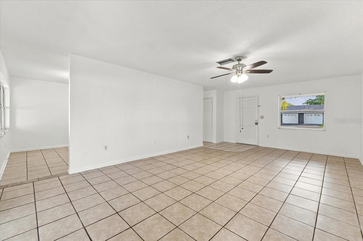 422 DUCHESS DRIVE, Lakeland, FL 33803 422 DUCHESS DRIVE, Lakeland, FL 33803