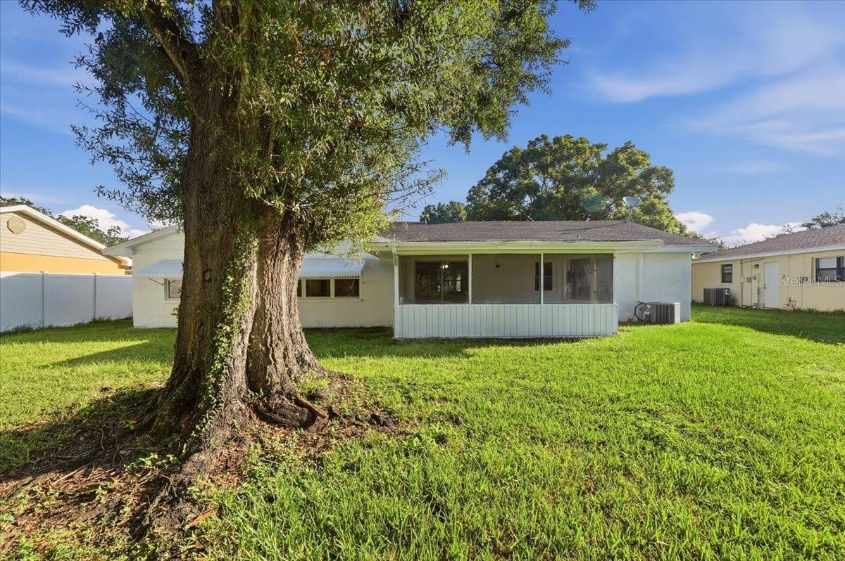 422 DUCHESS DRIVE, Lakeland, FL 33803