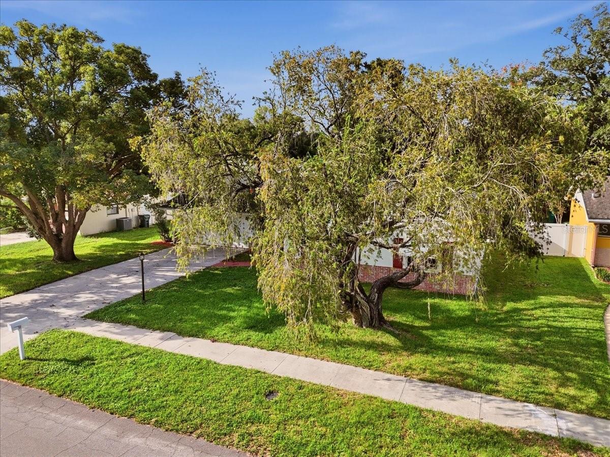 422 DUCHESS DRIVE, Lakeland, FL 33803