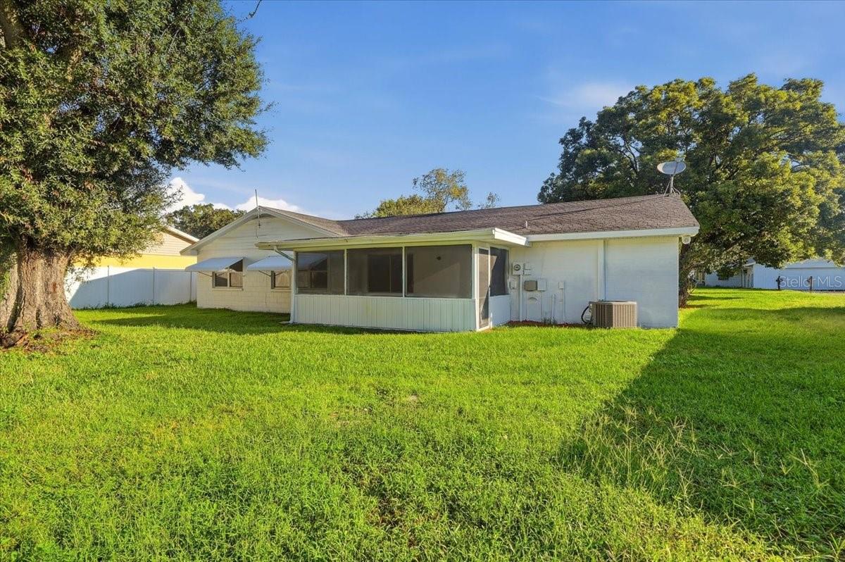 422 DUCHESS DRIVE, Lakeland, FL 33803