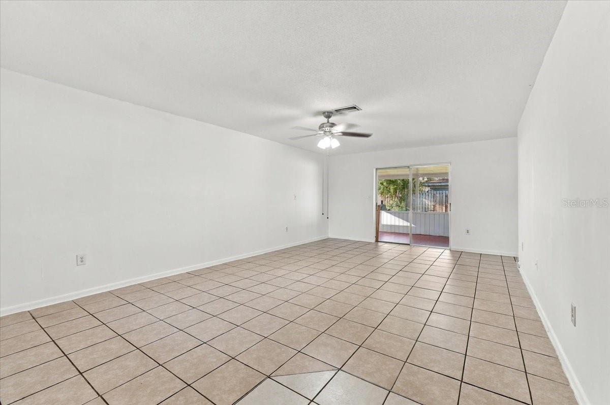 422 DUCHESS DRIVE, Lakeland, FL 33803 422 DUCHESS DRIVE, Lakeland, FL 33803