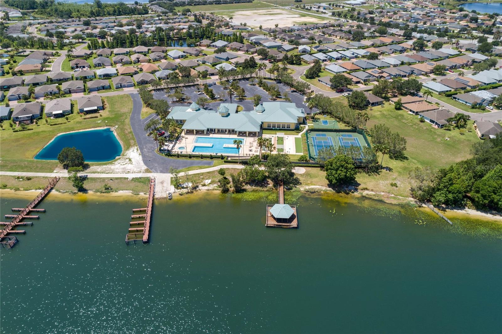 4043 BEDFORD AVENUE, Winter Haven, FL 33884