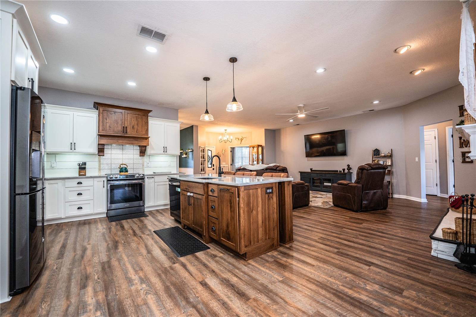 6206 FORESTWOOD DRIVE W, Lakeland, FL 33811