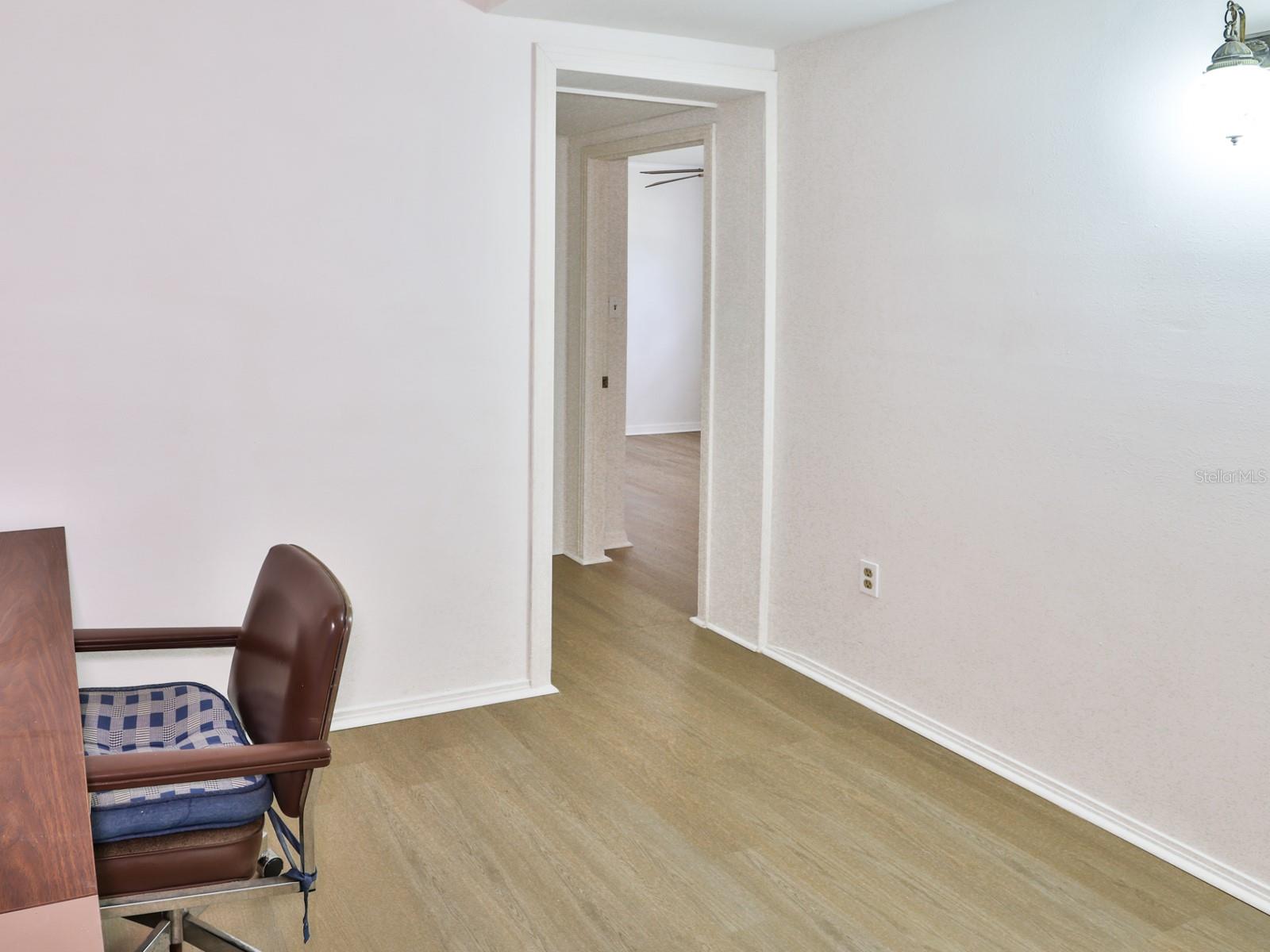 Bedroom/Nursery/Office.