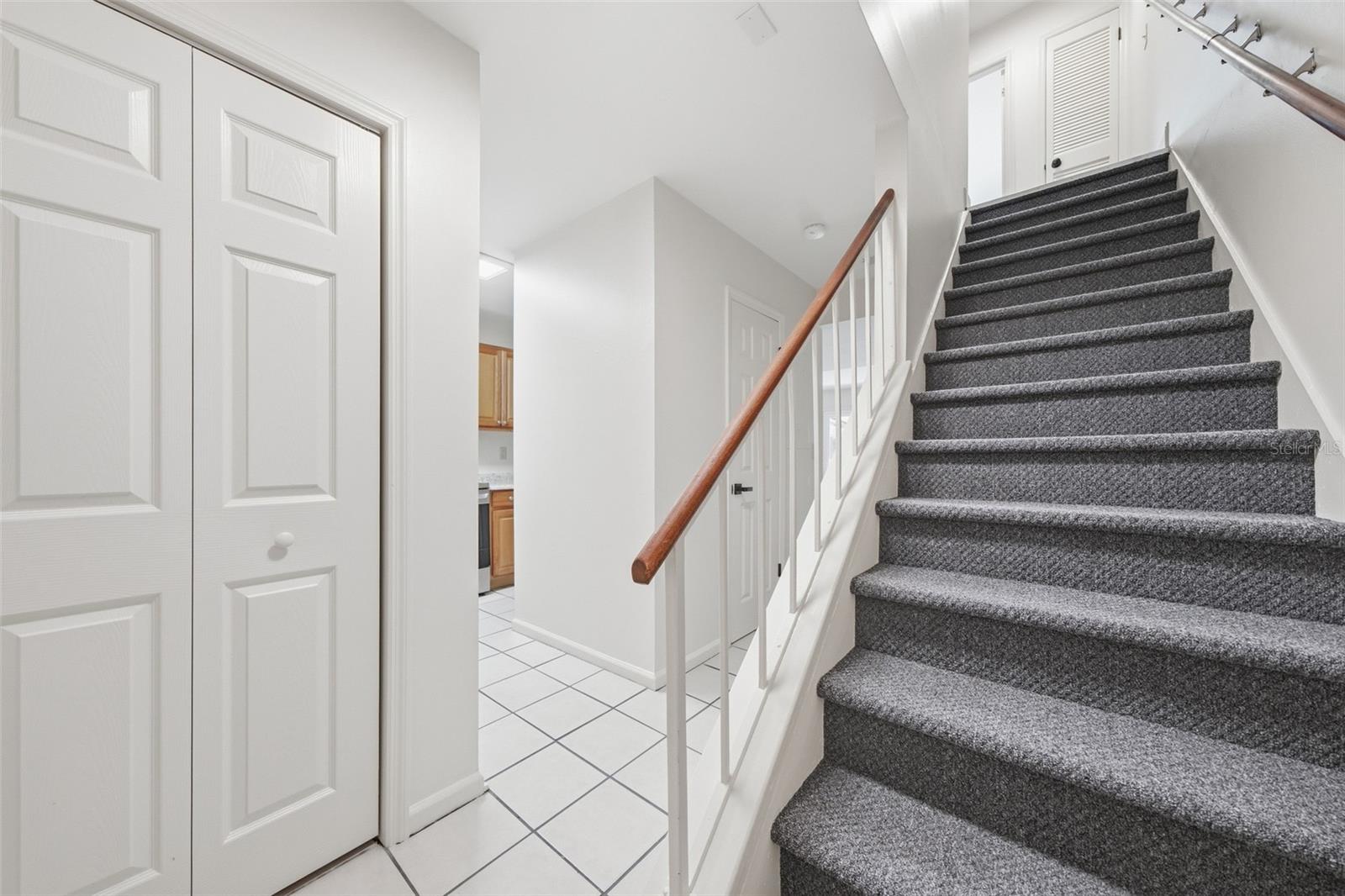 1920 E EDGEWOOD DRIVE, #E4, Lakeland, FL 33803