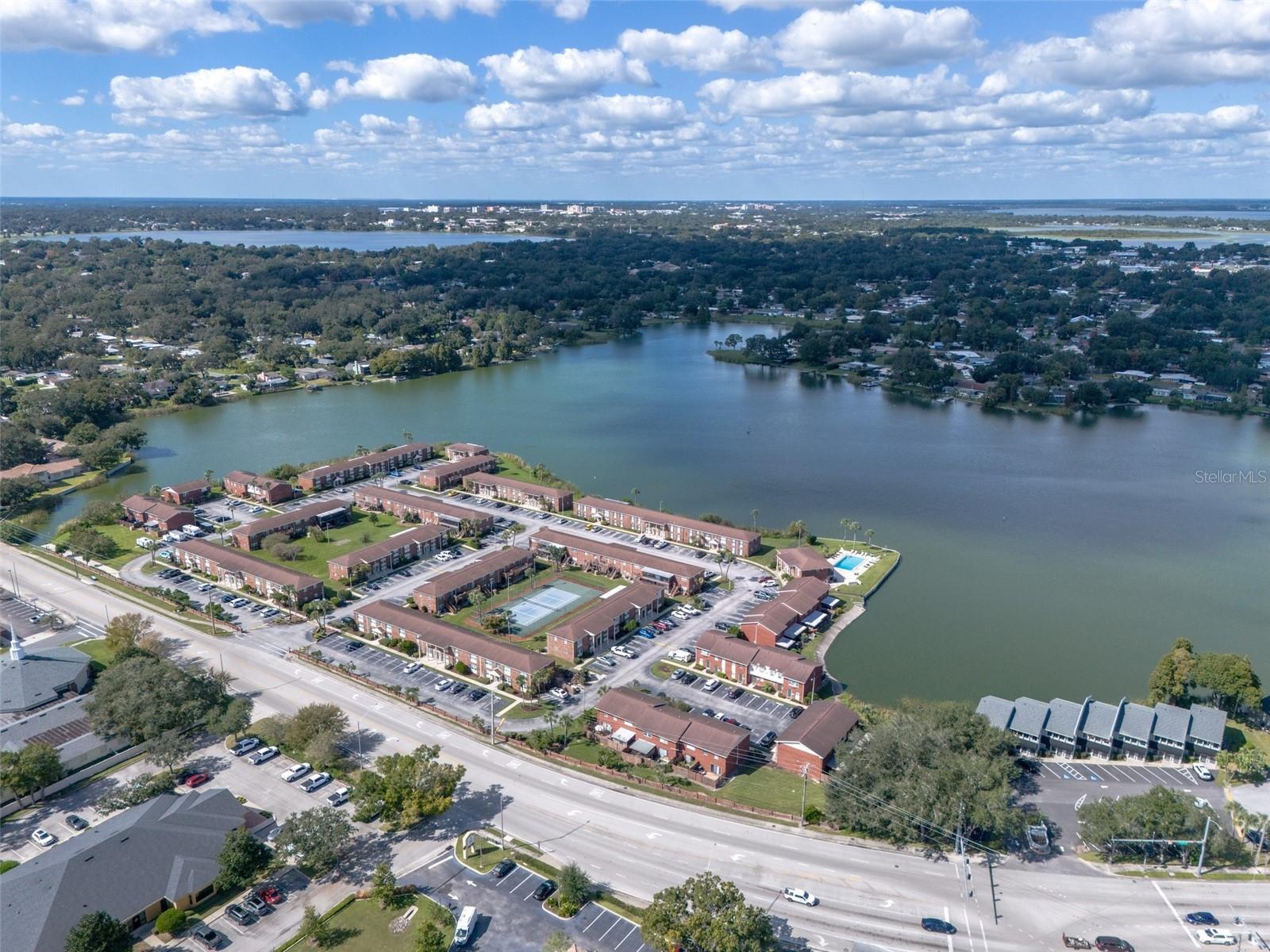 1920 E EDGEWOOD DRIVE, #E4, Lakeland, FL 33803