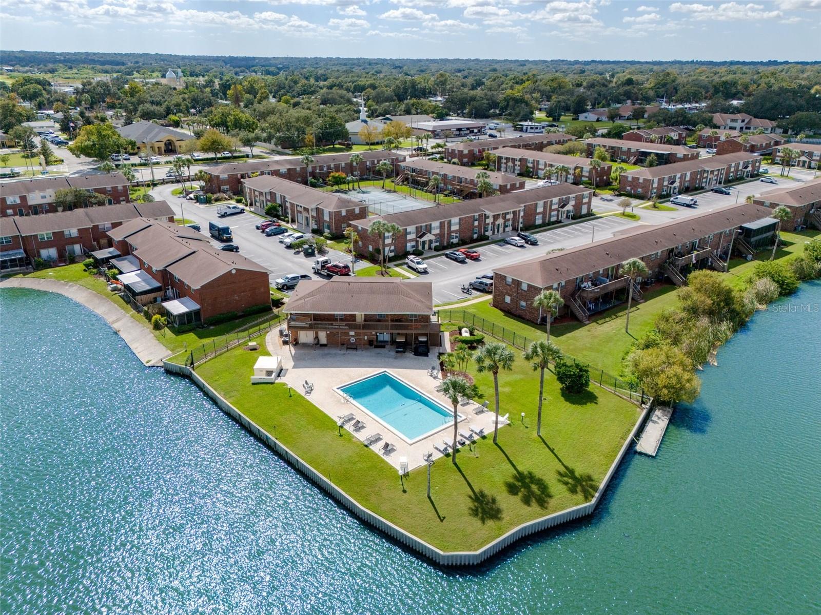 1920 E EDGEWOOD DRIVE, #E4, Lakeland, FL 33803