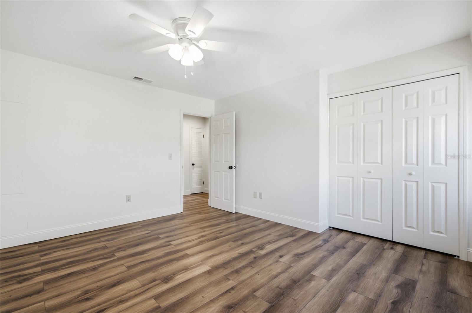 1920 E EDGEWOOD DRIVE, #E4, Lakeland, FL 33803