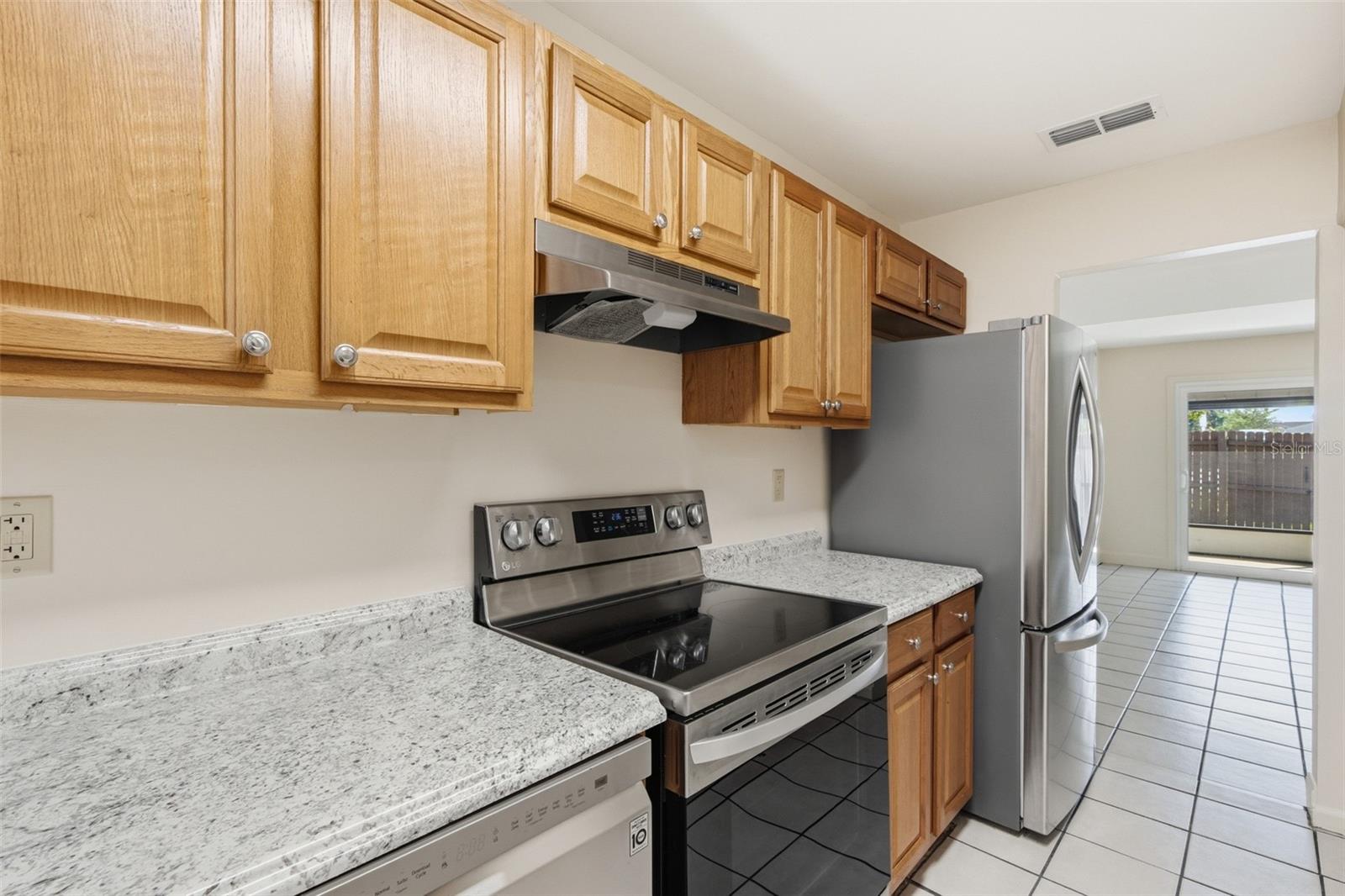 1920 E EDGEWOOD DRIVE, #E4, Lakeland, FL 33803