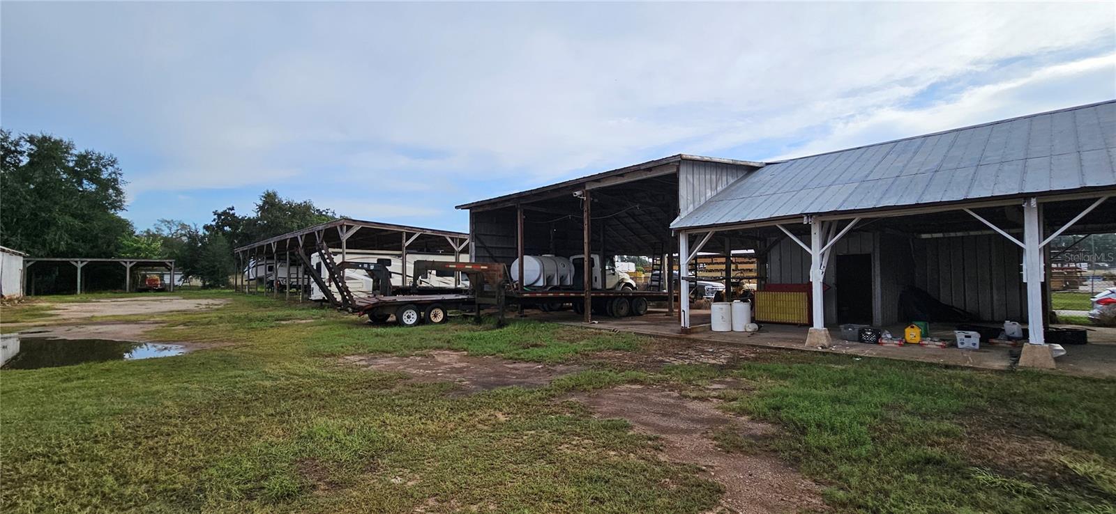 205 LAKE HAMILTON BOULEVARD, Winter Haven, FL 33881 205 LAKE HAMILTON BOULEVARD, Winter Haven, FL 33881