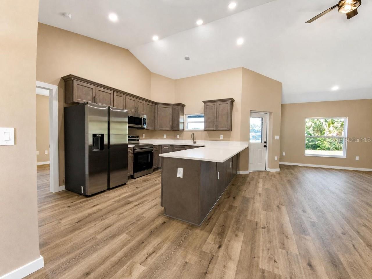 415 ELLERBE WAY, Lakeland, FL 33801
