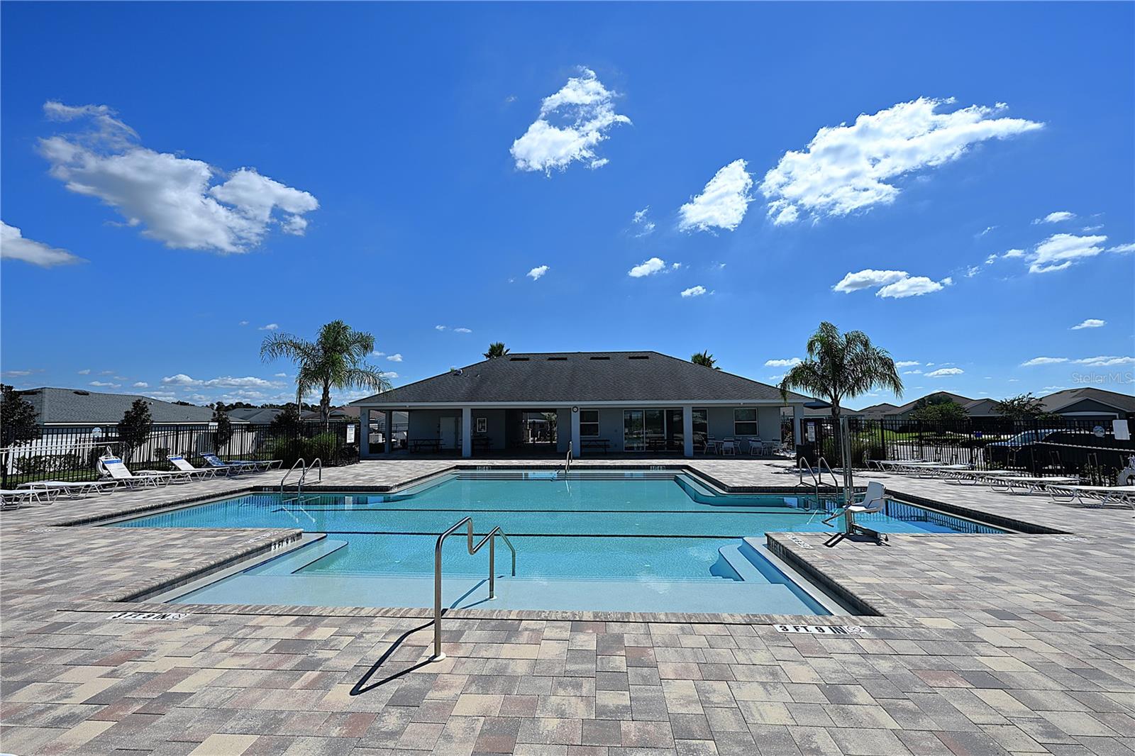 5511 ARLINGTON RIVER DRIVE, Lakeland, FL 33811 5511 ARLINGTON RIVER DRIVE, Lakeland, FL 33811